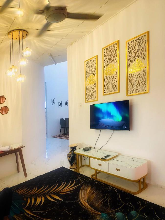 Lh Homestay Bandar Utama Gua Musang Exterior photo